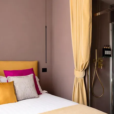 Navona - Luxury, Design&jacuzzi Style Roma