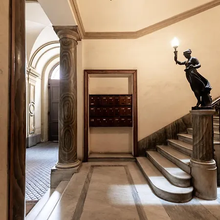 Navona - Luxury, Design And Jacuzzi Style דירה *