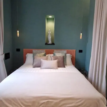 Apartment Navona - Luxury, Design And Jacuzzi Style *
